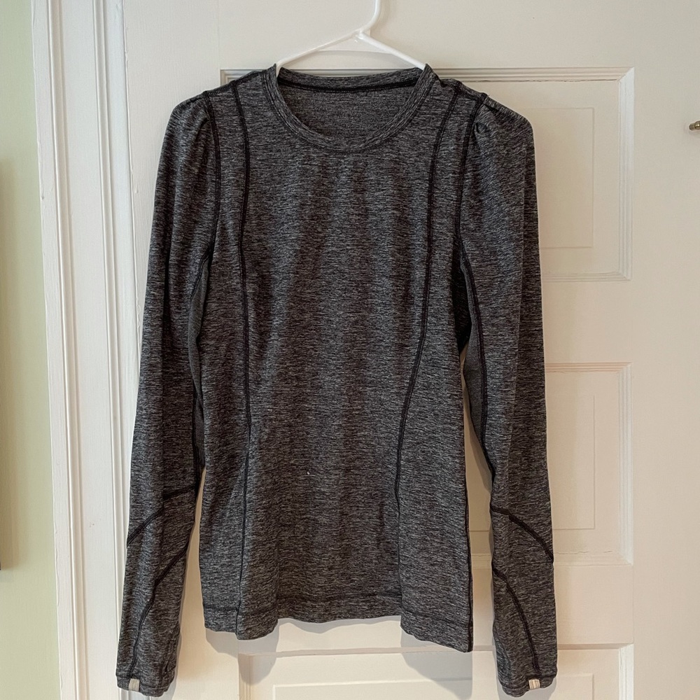 lululemon athletica Gray Long Sleeve Top